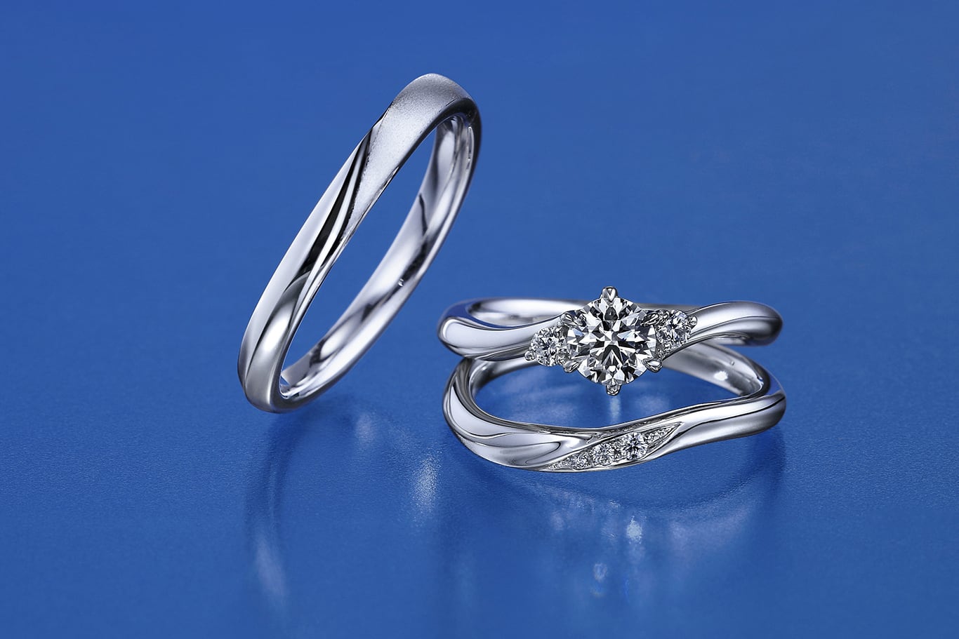 婚約指輪（エンゲージリング）の相場は？人気のデザインは？ 買う前に知っておきたい婚約指輪の基礎知識 | NEWS |  結婚式場を東京でお探しなら【八芳園】